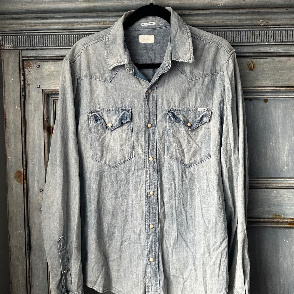 MOTHER Men's Denim Button down Shirt Size M